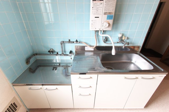 呉市広杭本町1棟売マンションのキッチン