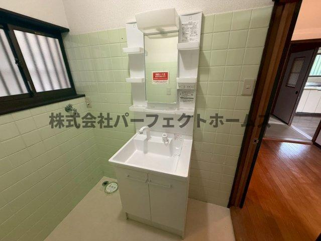池之宮戸建　賃貸の独立洗面台|独立洗面台で身支度をすべて済ませてしまいましょう