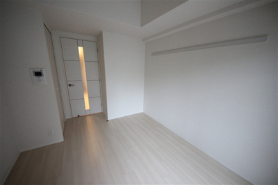 【洋室】 | プレサンス堺筋本町フィリア