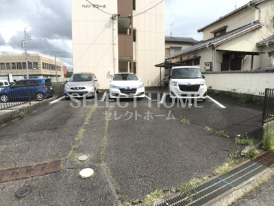 【駐車場】 | ハイツマローネ | 駐車場です
