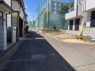 【前面道路含む現地写真】