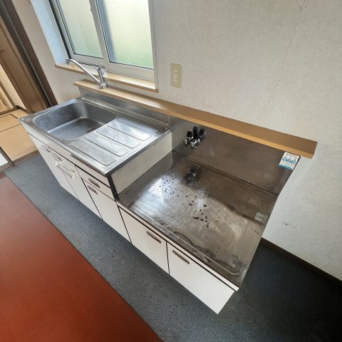室蘭市高砂町2丁目3-17戸建のキッチン