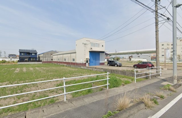 豊山町豊場事務所付工場の外観