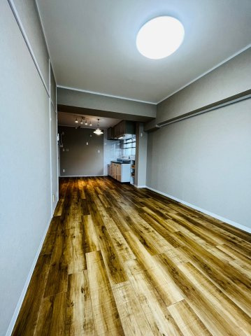 スカイフォートの居間・リビング