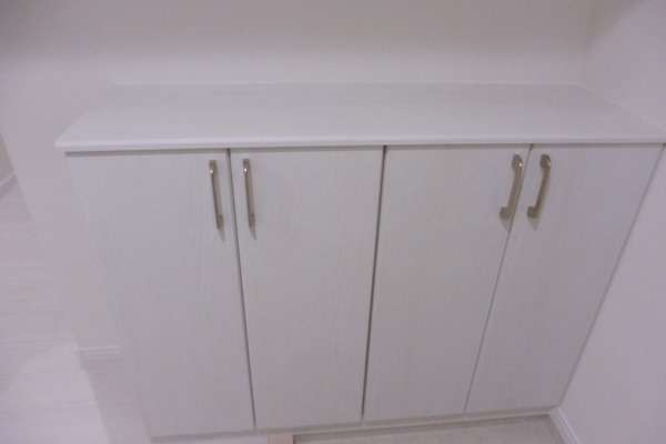 MARKSFORT花畑の玄関|玄関です※別号室のお写真になります。