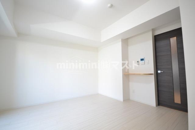 セオリー難波パレの居間・リビング