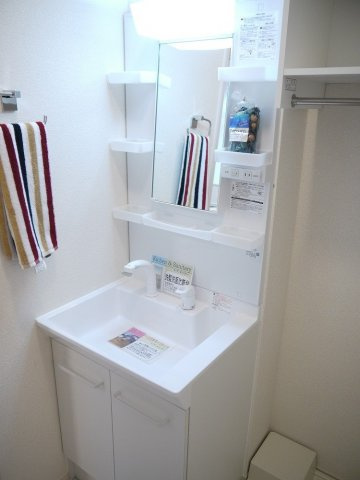 コンフォース　コート　Ａ棟の洗面所