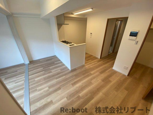 ドゥーエ妙典の居間・リビング