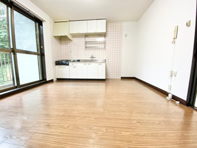 【居間・リビング】 | グリーンハイツ（川島） | ※同建物同型別のお部屋