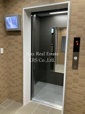 【その他共用部分】 | Blue西長堀 | エレベーターは防犯カメラが付いているので、安心です♪