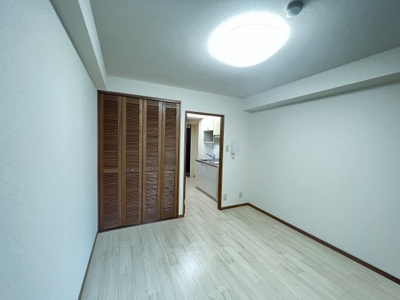 【寝室】 | ぷりんせす八丁畷Ｂ棟 | 写真は同マンション別部屋