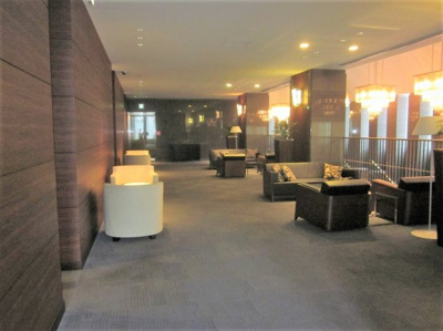 【エントランス】 | ザ・タワー大阪 | ホテルのようなエントランスロビー