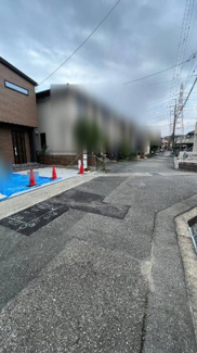 【前面道路含む現地写真】