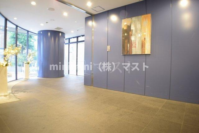 BGC難波タワーのロビー