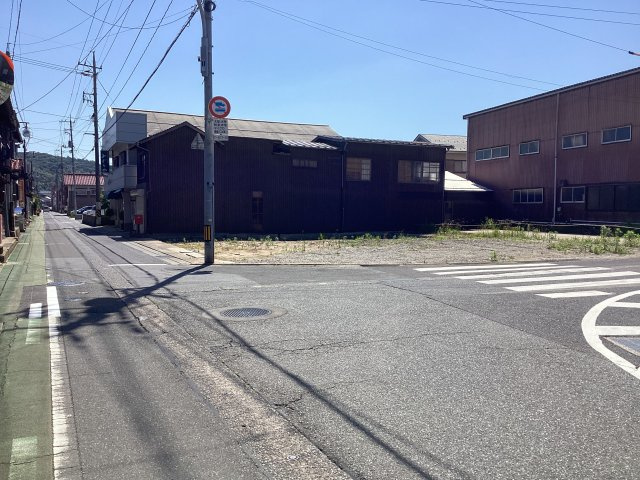 鳥取市気高町勝見土地の前面道路含む現地写真