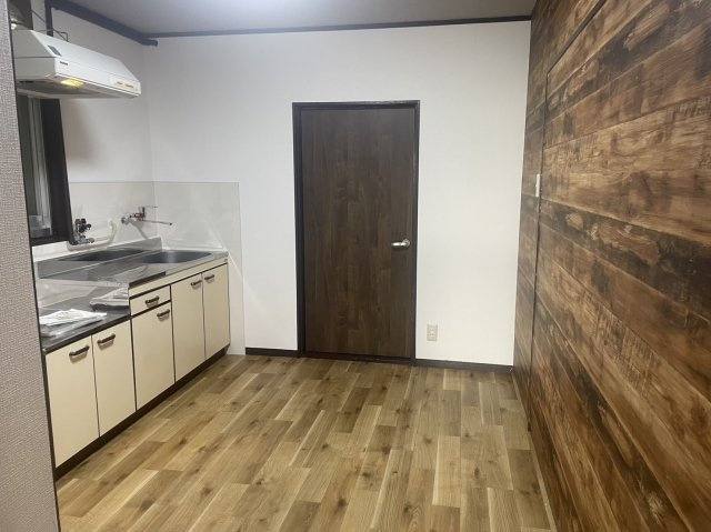 【居間・リビング】 | ルタン千本北