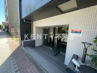 【エントランス】 | 建物の内部です
