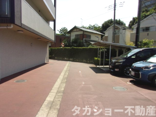 【駐車場】 | レクセル稲毛パークス