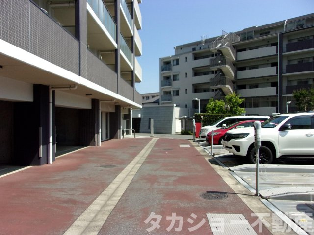 【駐車場】 | レクセル稲毛パークス