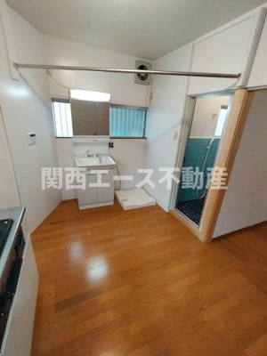  | 東石切町３丁目貸家