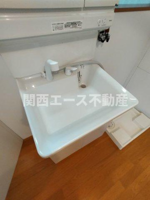  | 東石切町３丁目貸家