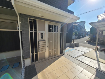 【エントランス】 | コンフォート蔵 | 外観とマッチしたエントランスです