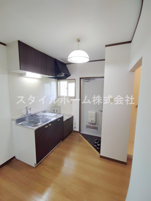 【キッチン】 | 牛川通ウラヤマハイツ | 別部屋写真です。