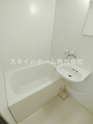 【浴室】 | 牛川通ウラヤマハイツ | 別部屋写真です。