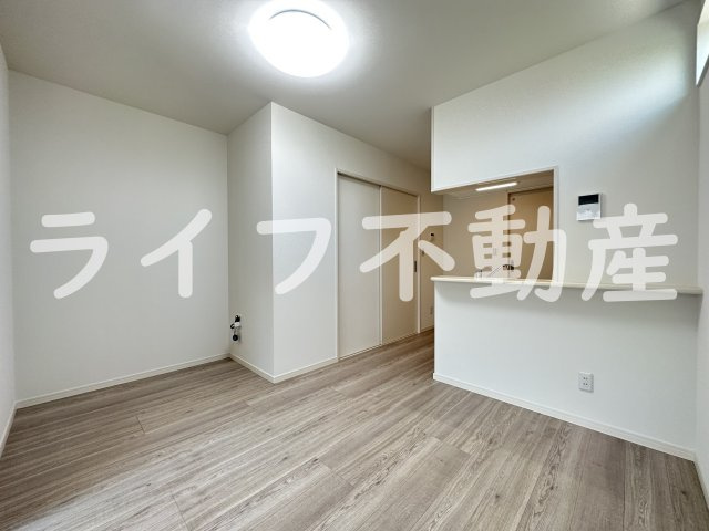 パロス衣摺クリアスの居間・リビング|ゆったりとした居間です