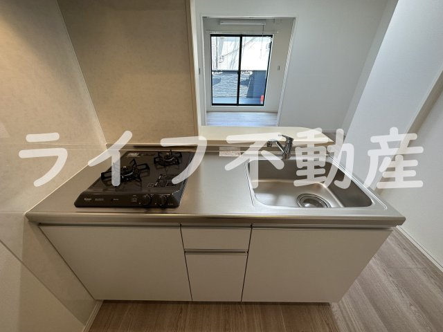 パロス衣摺クリアスのキッチン|コンパクトなキッチンで掃除もラクラク