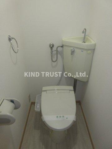 リバティハウスのトイレ|落ち着いたトイレです