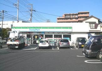 ファミリーマート市川インター店まで900m