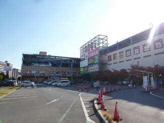 SHOPSまで2100ｍ