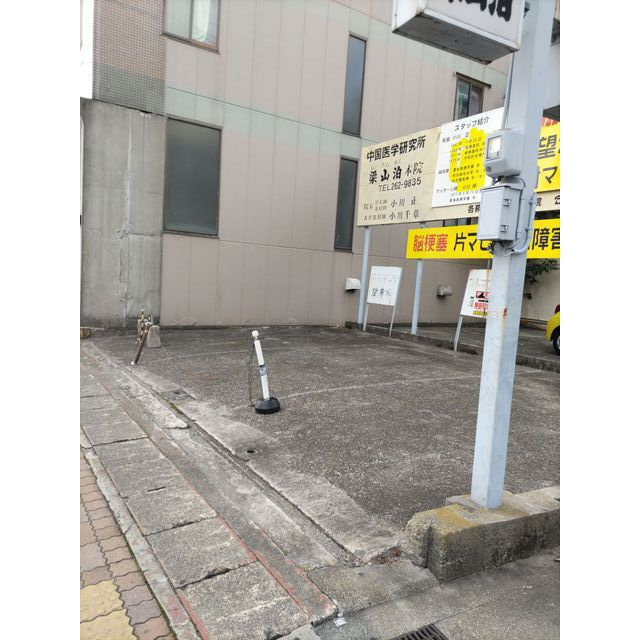 岐阜市徹明通４丁目の駐車場の駐車場
