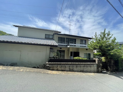 【外観】 | 中古戸建　岩国市由宇町南３丁目 | 外観もきれいです。。