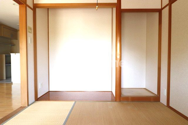 アストーレ青柳の和室