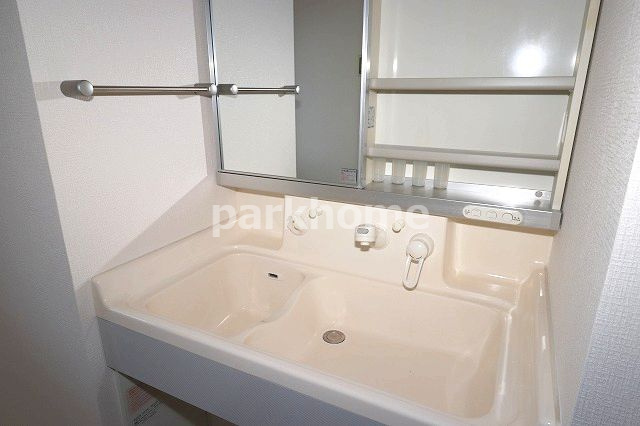 アストーレ青柳の独立洗面台