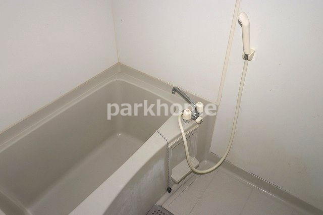 カーサNAKANOの浴室|日々の疲れを癒すお風呂付です