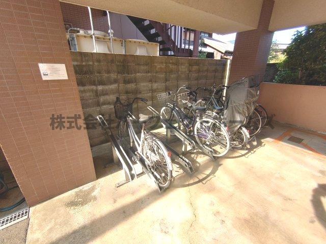 レオン光善寺のその他共用部分|駐輪場です