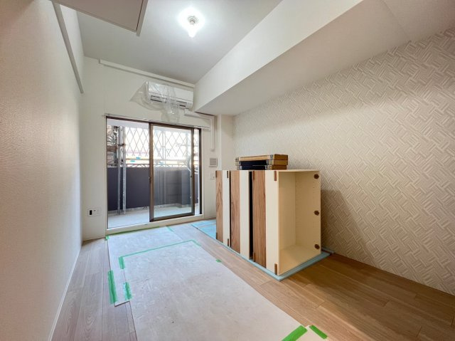 セレニテ本町東リアンの居間・リビング