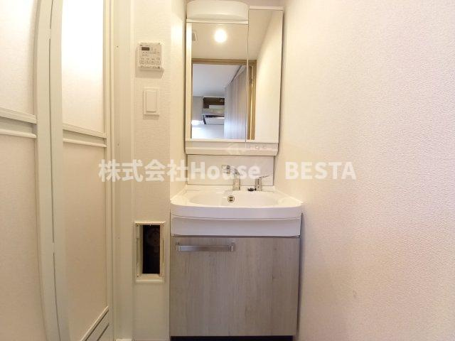 プレサンス　ハーバーランド　アンド・シーの独立洗面台