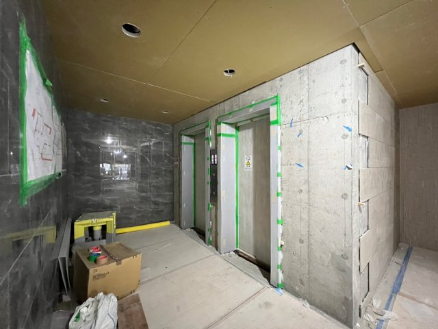 セレニテ本町東リアンのエントランス