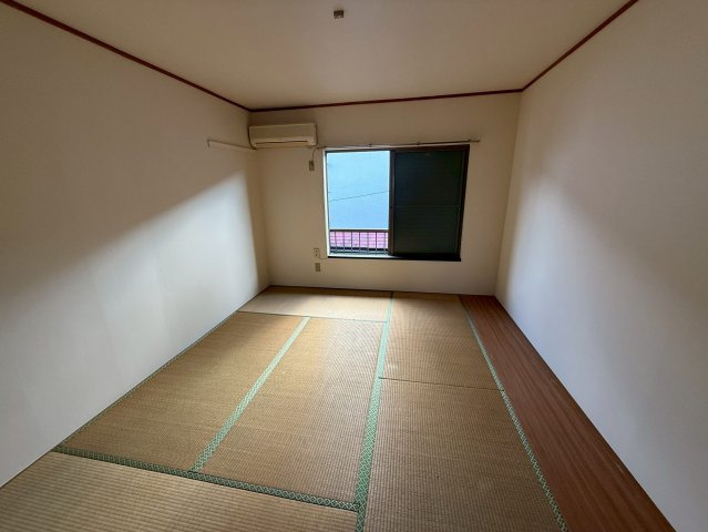 千葉市花見川区幕張町５丁目のアパートの居間・リビング