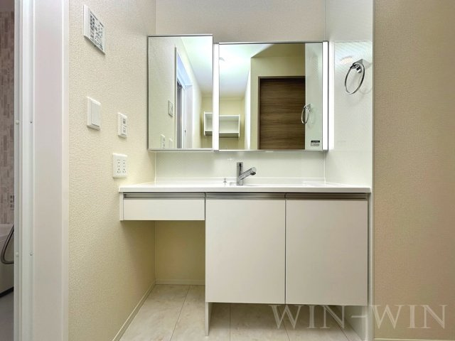 D-square 前田南町の洗面所