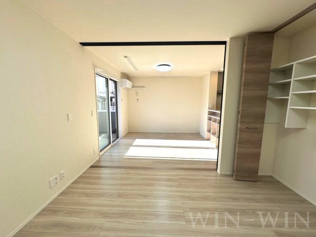 D-square 前田南町の洋室