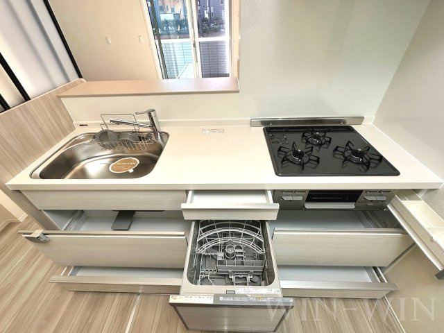 D-square 前田南町のキッチン