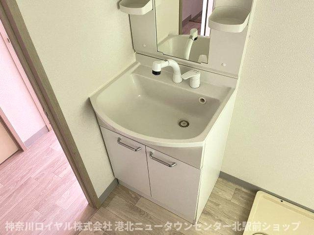 【独立洗面台】