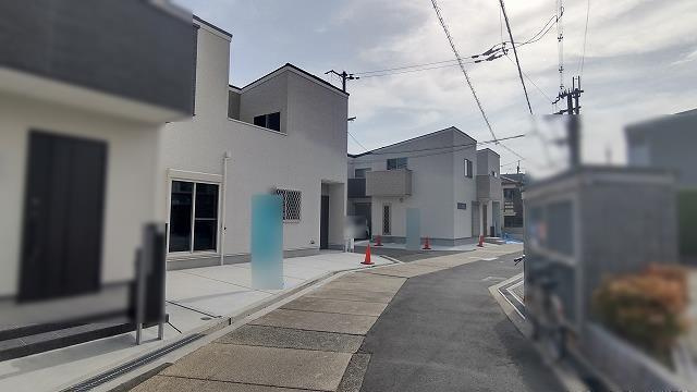 池田市豊島北１丁目の新築一戸建の前面道路含む現地写真