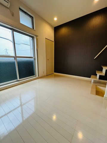 仲介手数料0円！！H&S黒川の居間・リビング