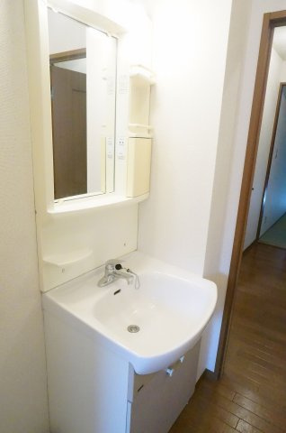 熊本市西区上代９丁目のアパートの独立洗面台